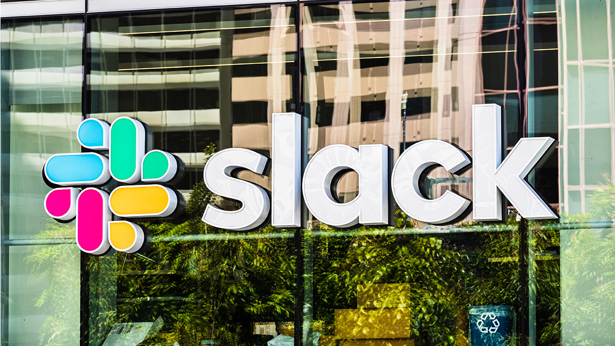 Slack contains an XSLeak vulnerability that de-anonymizes users